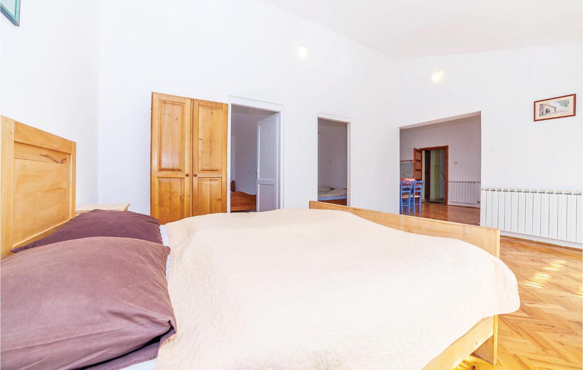 7 Bedroom Pet Friendly Home In Crni Kal Crni Kal  Exterior photo