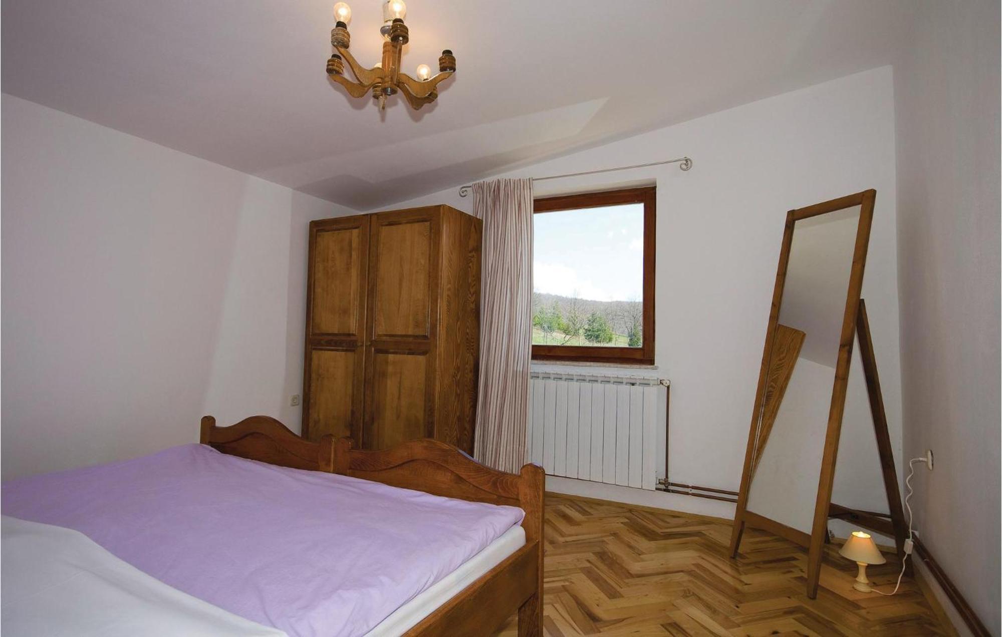 7 Bedroom Pet Friendly Home In Crni Kal Crni Kal  Exterior photo