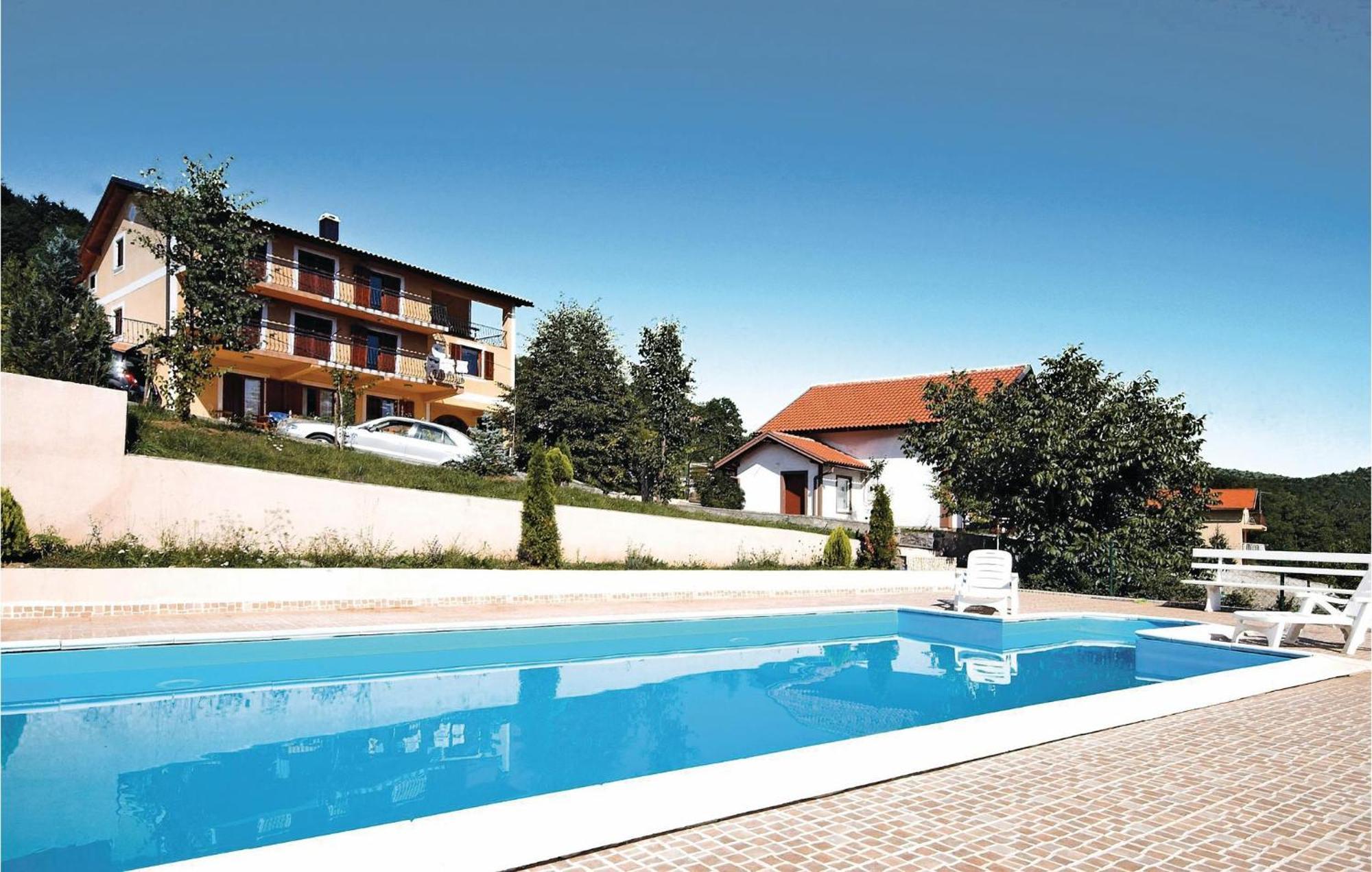 7 Bedroom Pet Friendly Home In Crni Kal Crni Kal  Exterior photo