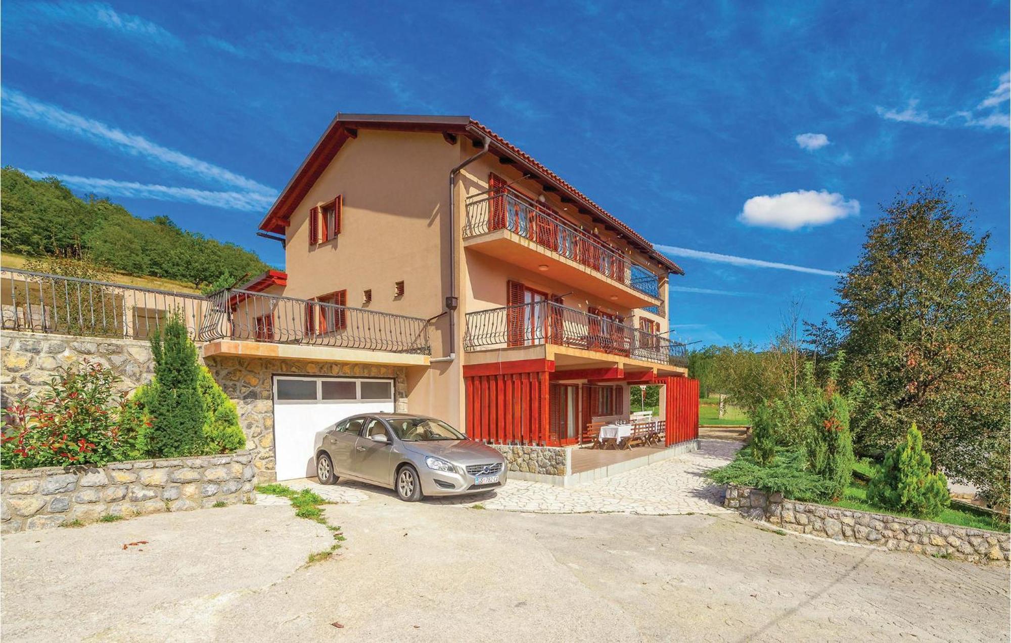 7 Bedroom Pet Friendly Home In Crni Kal Crni Kal  Exterior photo